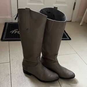 Riding boots